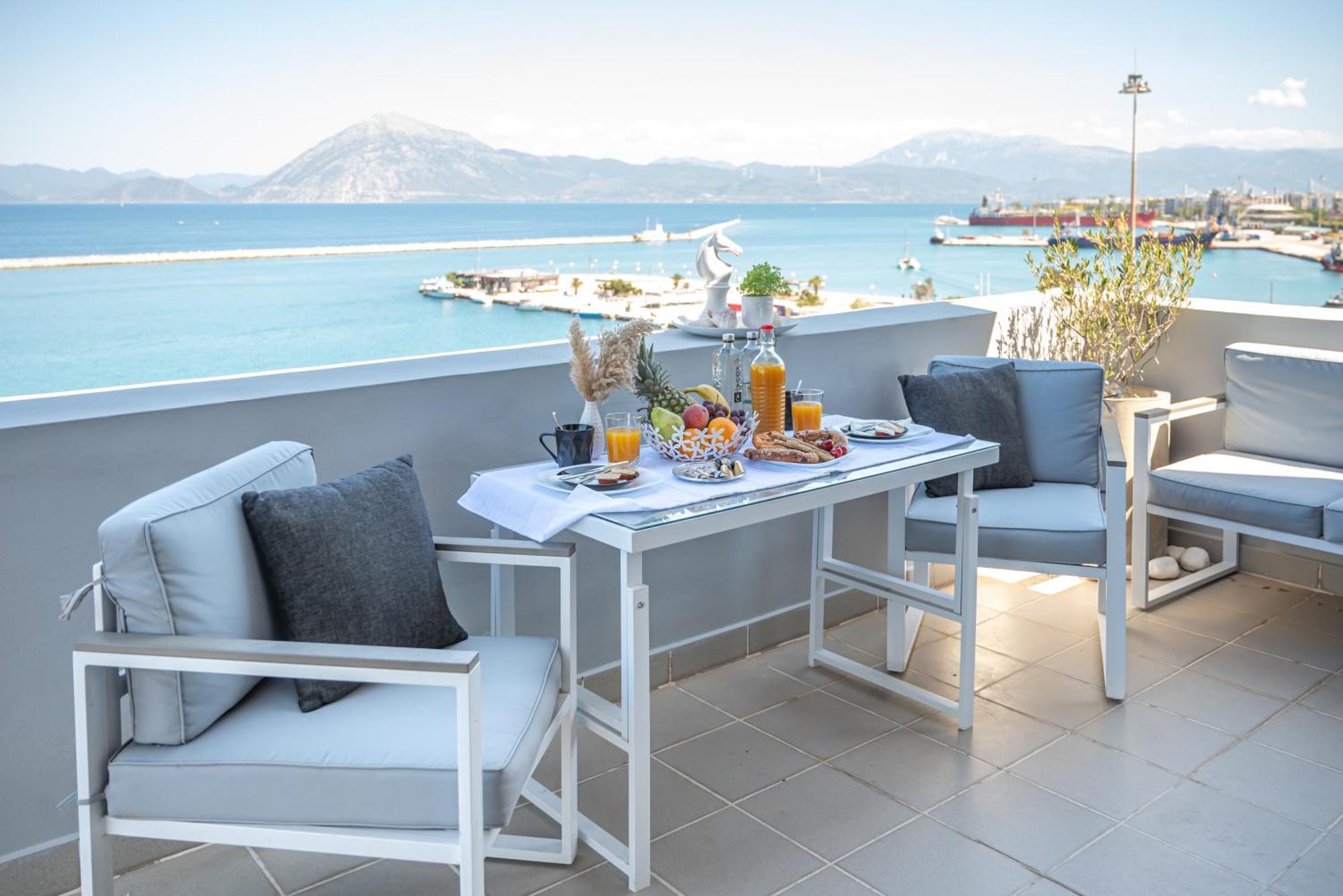 Majestic Penthouse In The Heart Of Patra Apartamento Exterior foto
