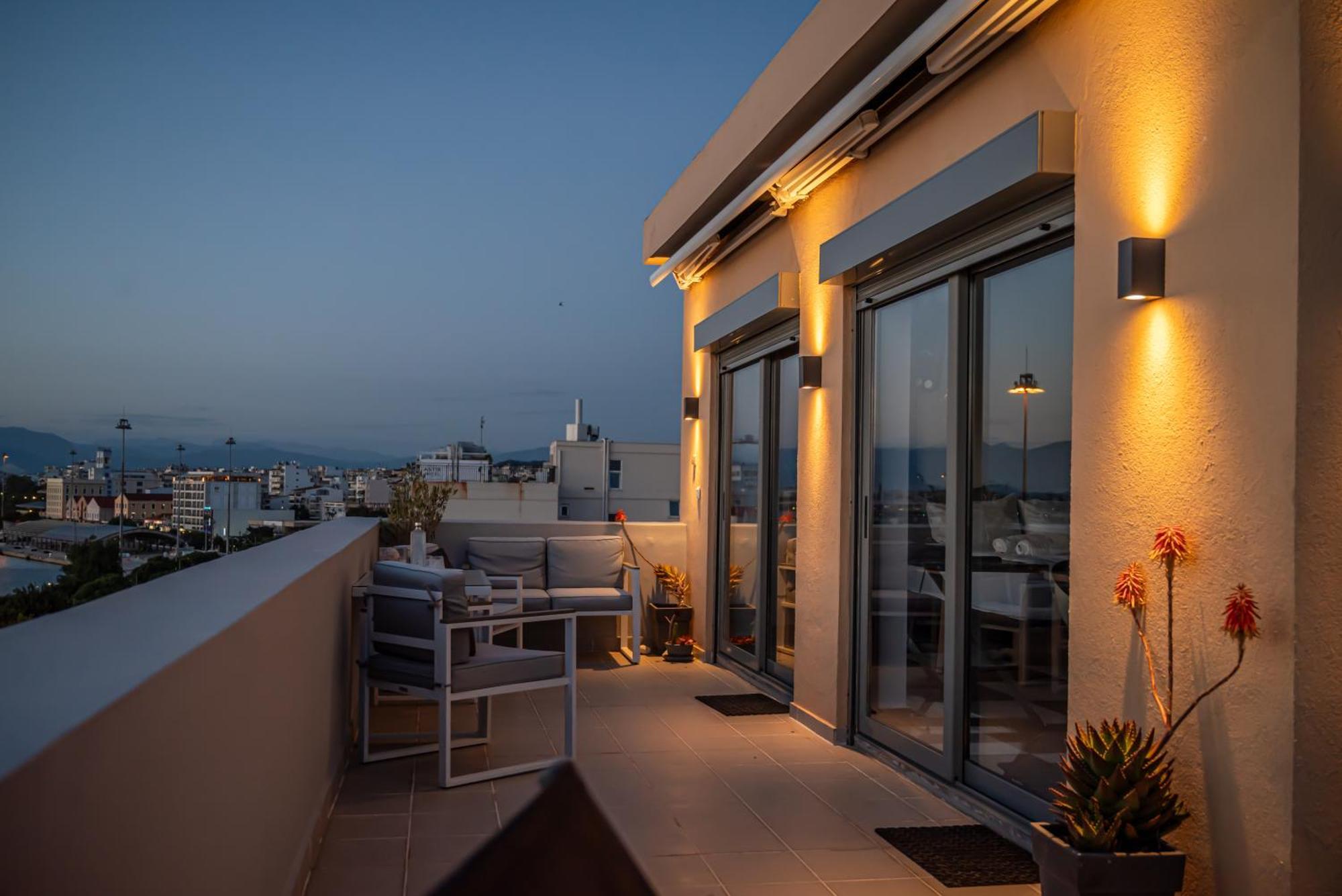 Majestic Penthouse In The Heart Of Patra Apartamento Exterior foto